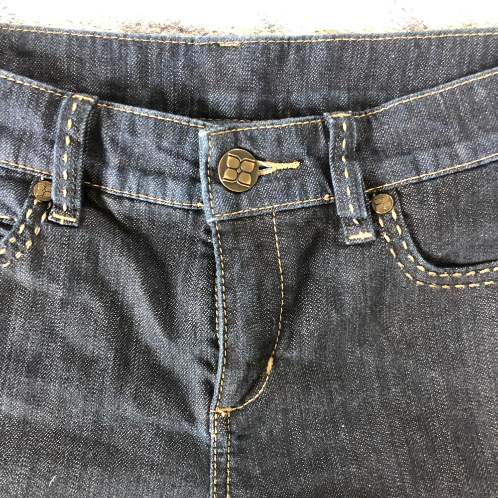 BCBGMaxAzria Rolled Jean Shorts for Women - Picture 9 of 10
